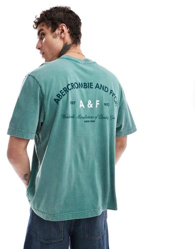 T-shirt slavato/verde con logo vintage sul retro - Abercrombie & Fitch - Modalova