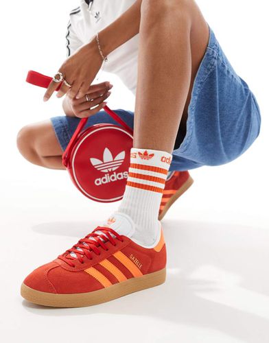 Gazelle - Sneakers rosse e arancioni con suola in gomma - adidas Originals - Modalova