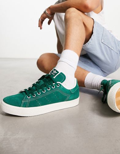 Stan Smith CS - Sneakers verdi con cuciture a contrasto - adidas Originals - Modalova