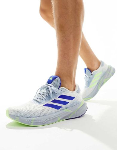 Adidas Running - Supernova Stride - Sneakers bianche, blu e verdi - adidas performance - Modalova