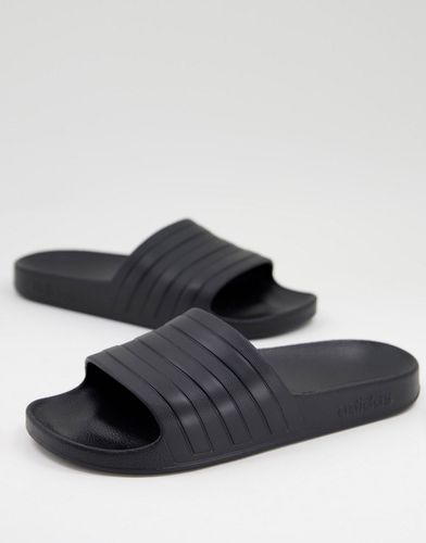 Adidas Swim - Adilette - Sliders nere con strisce nere - adidas performance - Modalova