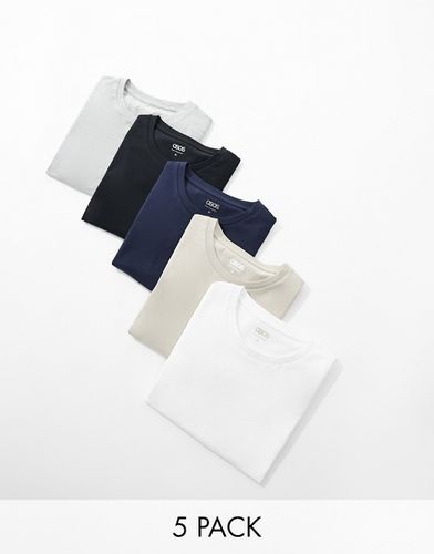 Confezione da 5 T-shirt girocollo attillate in tessuto organico - ASOS DESIGN - Modalova