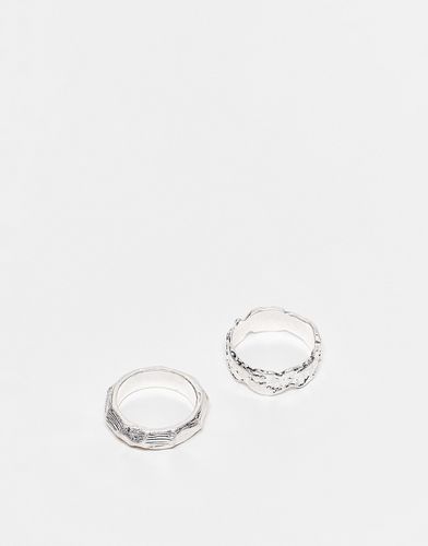 Confezione da 2 anelli a fascia argentati con motivo fuso - ASOS DESIGN - Modalova