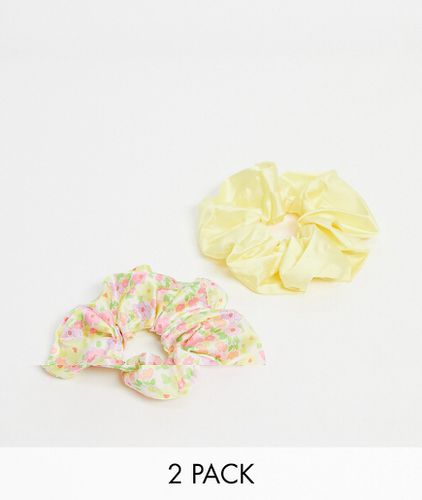 Confezione da 2 elastici per capelli oversize gialli a fiori - ASOS DESIGN - Modalova