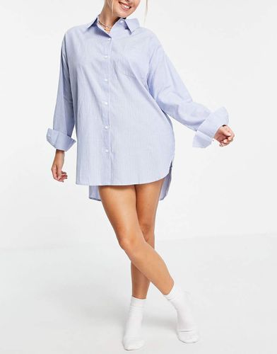 Camicia da notte a righe e bianche oversize in cotone - ASOS DESIGN - Modalova