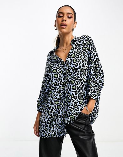 Camicia oversize a maniche lunghe blu con stampa leopardata - ASOS DESIGN - Modalova