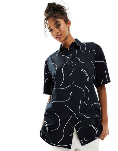 Camicia oversize in misto lino con stampa bianca e nera in coordinato - ASOS DESIGN - Modalova