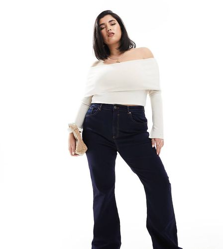 ASOS DESIGN Curve - Jeans a zampa scuro super elasticizzati - ASOS Curve - Modalova