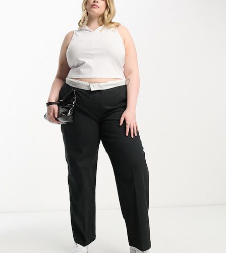 ASOS DESIGN Curve - Pantaloni boyfriend comodi neri - ASOS Curve - Modalova