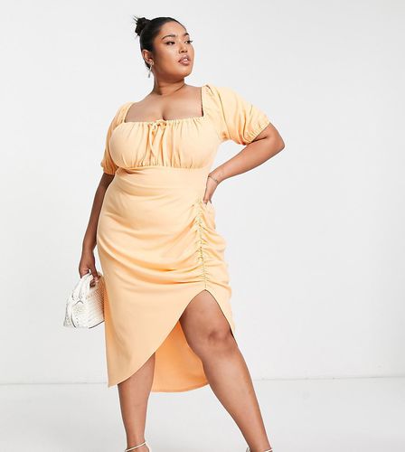 ASOS DESIGN Curve - Vestito midi milkmaid con arricciature color albicocca - ASOS Curve - Modalova