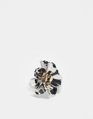 Anello in metallo misto con fiore - ASOS DESIGN - Modalova