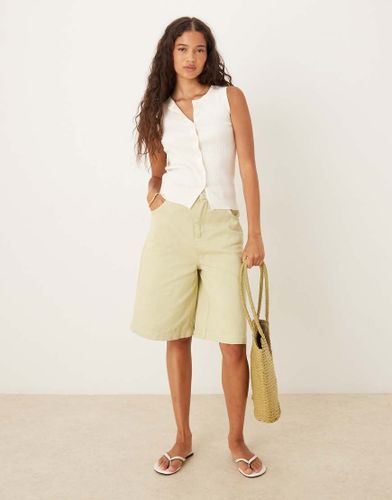 Bermuda en jean - olive délavé - Asos Design - Modalova