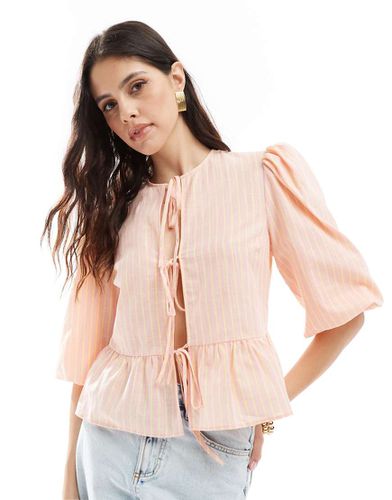 Blusa a peplo in misto lino a righe allacciata sul davanti - ASOS DESIGN - Modalova