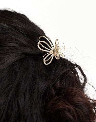 Fermaglio per capelli color con farfalla in perle sintetiche - ASOS DESIGN - Modalova