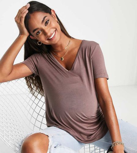 ASOS DESIGN Maternity - T-shirt comoda con scollo a V - ASOS Maternity - Modalova