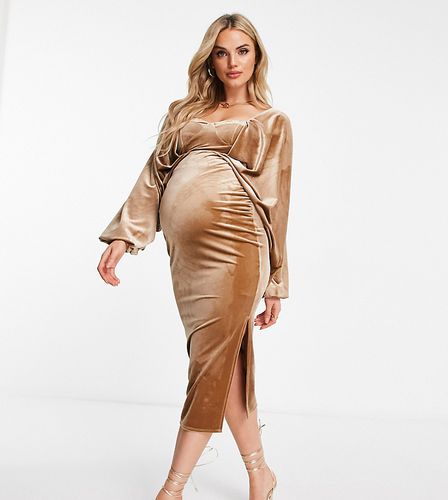 ASOS DESIGN Maternity - Vestito midi in velluto color cammello con maniche ad ali di pipistrello - ASOS Maternity - Modalova