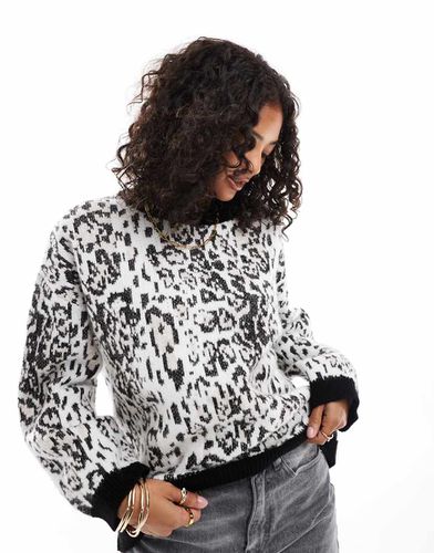 Maglione soffice con stampa leopardata - ASOS DESIGN - Modalova