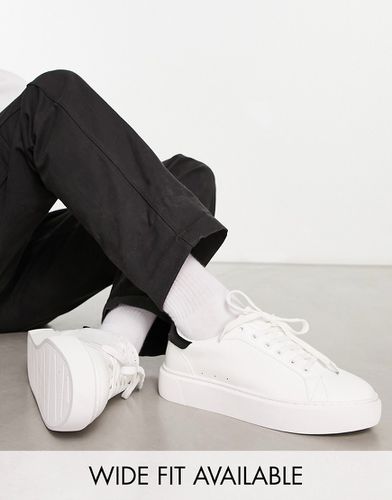Sneakers stringate con suola spessa bianche - ASOS DESIGN - Modalova