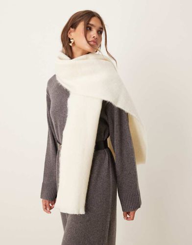 Sciarpa in misto lana invernale con orlo sfrangiato - ASOS DESIGN - Modalova