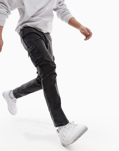 Pantaloni cargo affusolati scuro con tasche 3D - ASOS DESIGN - Modalova