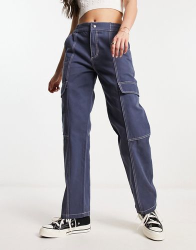 Pantaloni cargo con cuciture a contrasto - ASOS DESIGN - Modalova