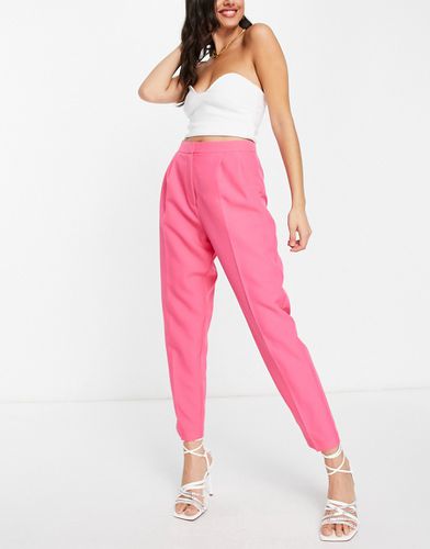 Pantaloni eleganti affusolati ciliegia - ASOS DESIGN - Modalova