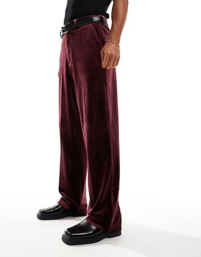 Pantaloni eleganti con fondo ampio in velluto bordeaux scuro - ASOS DESIGN - Modalova