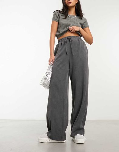 Pantaloni grigi a righe - ASOS DESIGN - Modalova