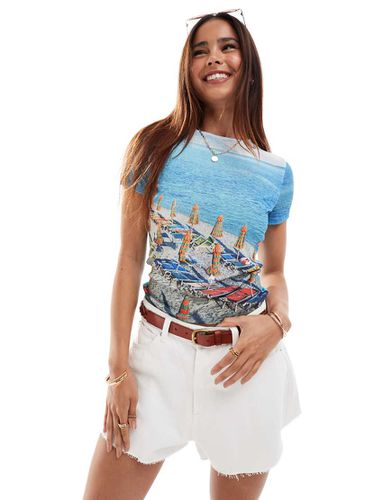 T-shirt mini in rete con stampa di spiaggia - ASOS DESIGN - Modalova