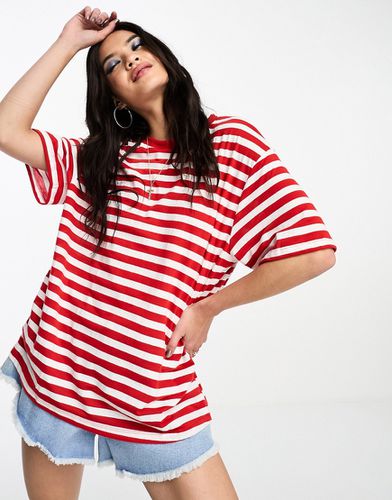 T-shirt oversize testurizzata rossa e color crema a righe - ASOS DESIGN - Modalova