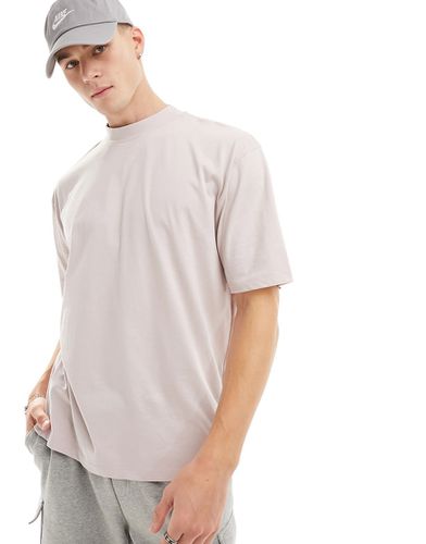 T-shirt oversize accollata polvere - ASOS DESIGN - Modalova