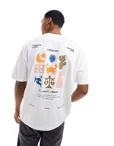 T-shirt oversize bianca con stampa a tema estate sul retro - ASOS DESIGN - Modalova