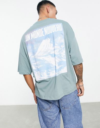 T-shirt oversize con stampa fotografica di montagna sulla schiena - ASOS DESIGN - Modalova