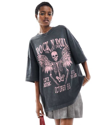 T-shirt oversize color antracite slavato con stampa grafica di scheletro stile rock 'n roll - ASOS DESIGN - Modalova