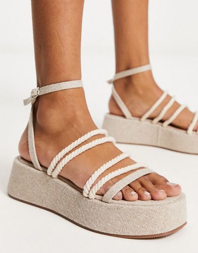 Tabi - Sandali flatform in corda colore naturale - ASOS DESIGN - Modalova