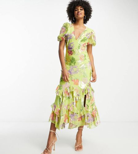 ASOS DESIGN Tall - Vestito midi verde metallizzato con stampa di rose e volant sul fondo - ASOS Tall - Modalova