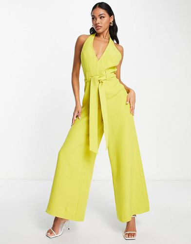 Tuta jumpsuit strutturata allacciata in vita e al collo giallo chartreuse - ASOS DESIGN - Modalova