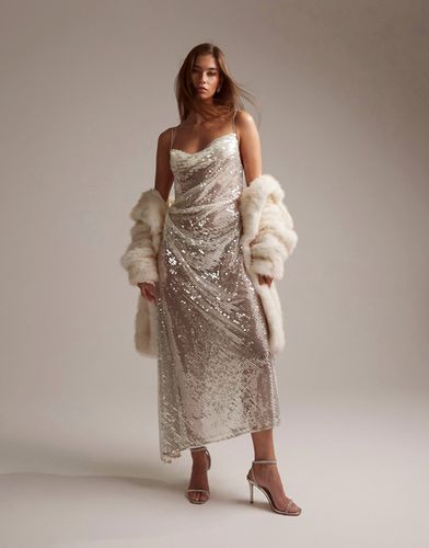 Vestito da sposa al polpaccio asimmetrico e drappeggiato con spalline sottili in paillettes trasparente - ASOS DESIGN - Modalova