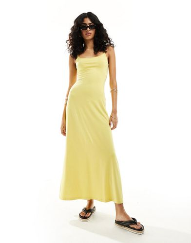 Vestito lungo giallo con spalline sottili e scollo profondo sul retro - ASOS DESIGN - Modalova