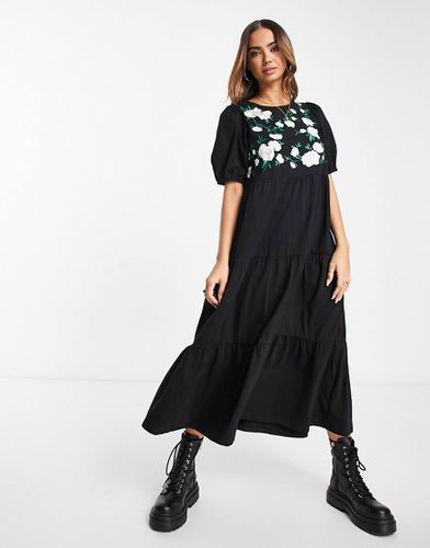 Vestito midi a balze con maniche a sbuffo e ricamo a fiori - ASOS DESIGN - Modalova