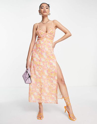 Vestito midi con spalline sottili con stampa a fiori corallo a pieghe e con spacco - ASOS DESIGN - Modalova