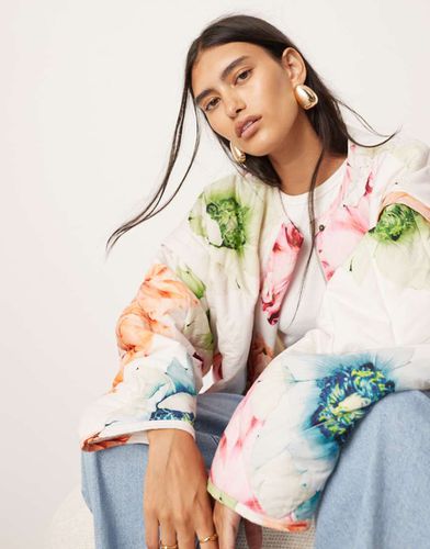 Camicia giacca bomber trapuntata con coulisse in vita e stampa floreale - ASOS EDITION - Modalova