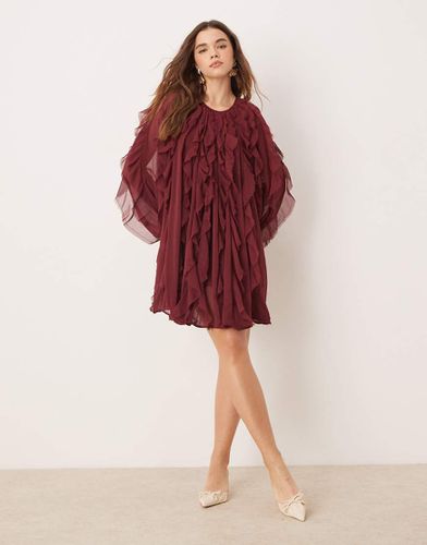 Vestito corto bordeaux con maniche a palloncino, volant e bordi grezzi - ASOS EDITION - Modalova