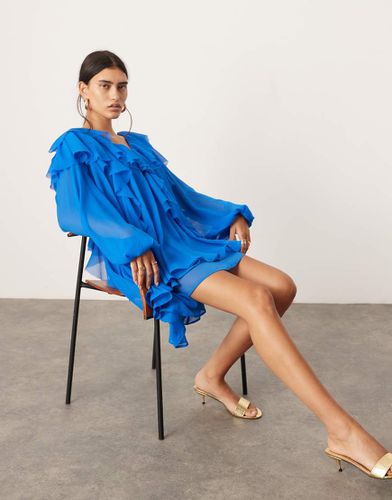 Vestito corto in chiffon cobalto con volant e bordi grezzi - ASOS EDITION - Modalova