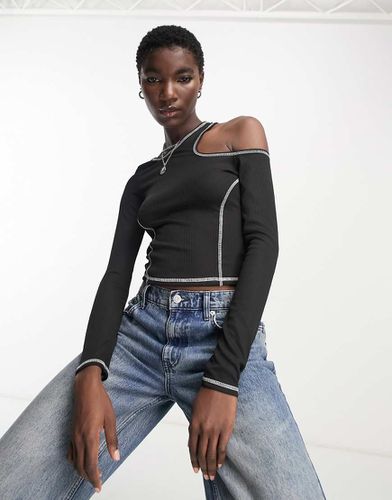 Top a maniche lunghe asimmetrico nero con cuciture a contrasto - Bershka - Modalova