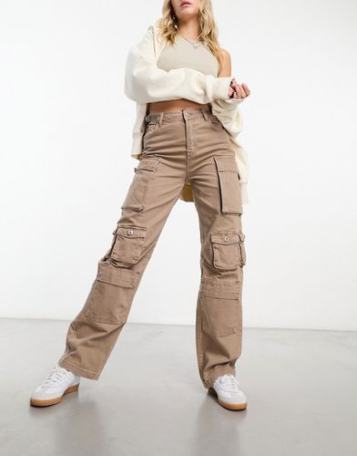 Pantaloni cargo multitasche color sabbia - Bershka - Modalova