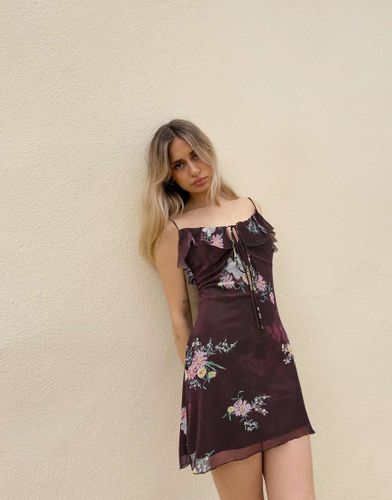 Robe courte à bretelles en tulle imprimé - Bordeaux - Bershka - Modalova