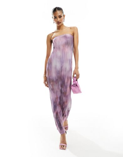 Esclusiva - Vestito lungo a fascia plissé viola con stampa - In The Style - Modalova