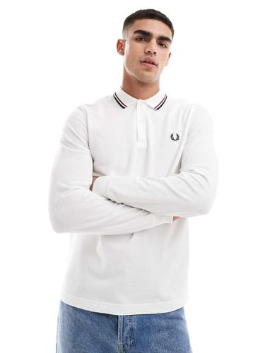 Polo a maniche lunghe bianca con doppia riga a contrasto sul colletto - Fred Perry - Modalova