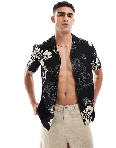 French Connection - Camicia a maniche corte nera con stampa di fiori e colletto a rever - French Connection Mens - Modalova